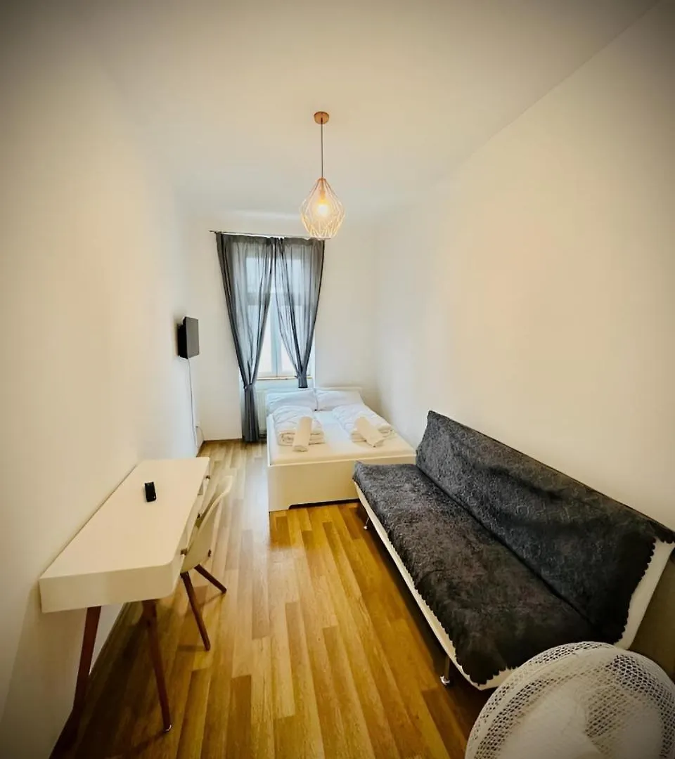 شقة Affordable 2Br Apt, 10 Min From Westbahnhof فيينا النمسا